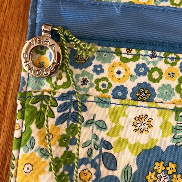 Vera Bradley Travel Envelope NWT English Meadow Print- Read Description! - Picture 3 of 8